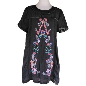 Umgee Women's Meet Me‎ In Paradise Embroidered Shift Dress Size Medium